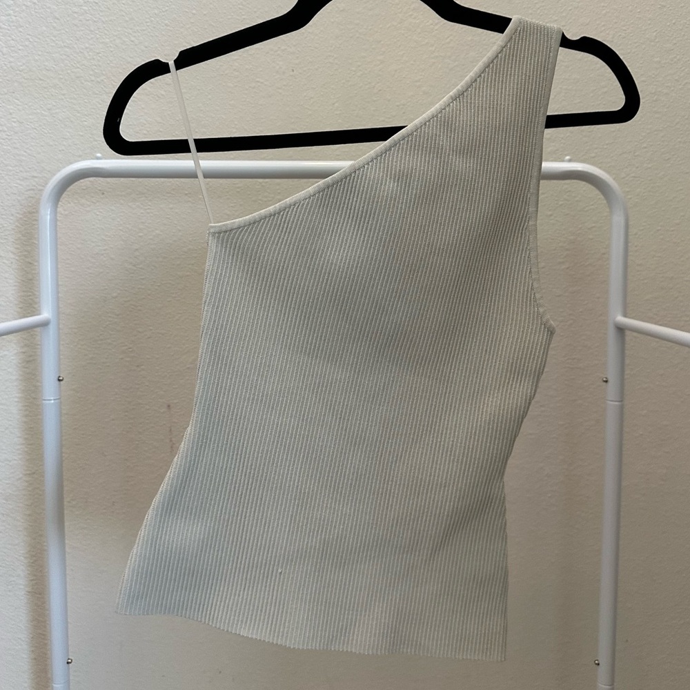 Aritzia Babaton One-Shoulder Ribbed Top